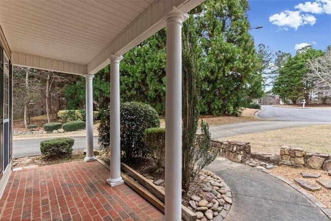 Foto del edificio - 5551 Wood Vale Ct