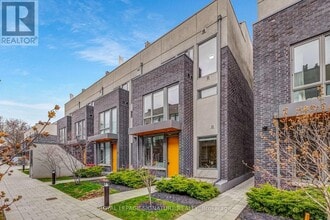 Building Photo - 46 Curzon St