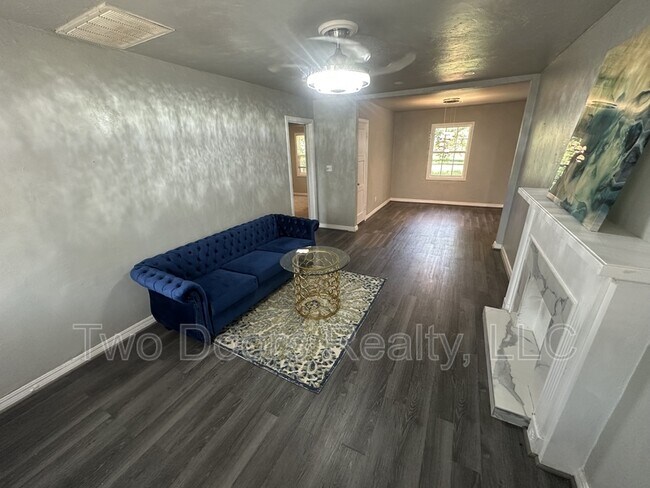 Foto del edificio - 2517 NW 38th St