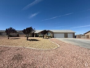 Building Photo - 21158 Champanel Rd