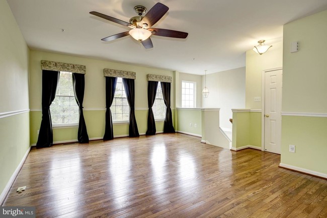 Foto del edificio - 7045 Water Oak Rd