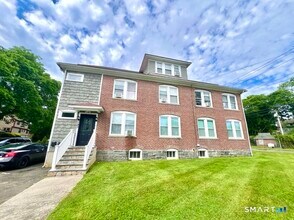 Building Photo - 793 Milford Point Rd