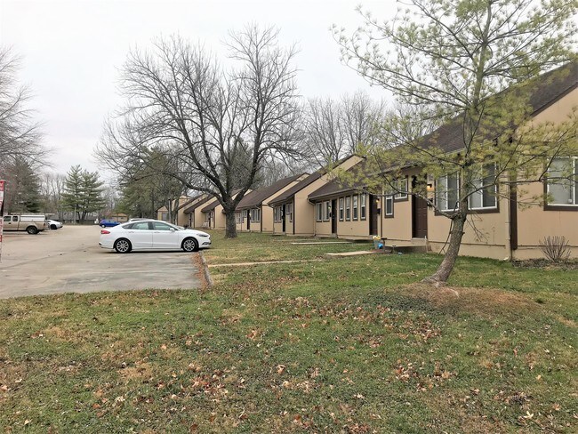 Building Photo - 844 Dawnview Ct
