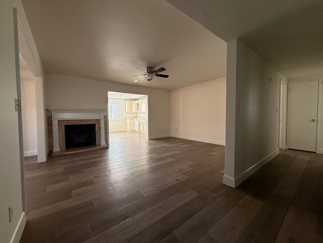Foto del edificio - 15510 Oakbury Dr