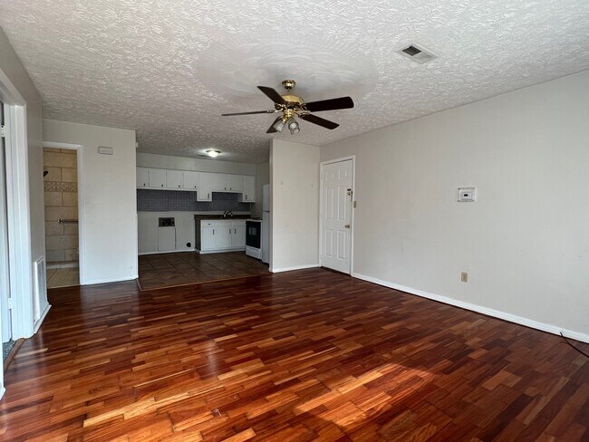 Foto del edificio - 160 Township Road 1316