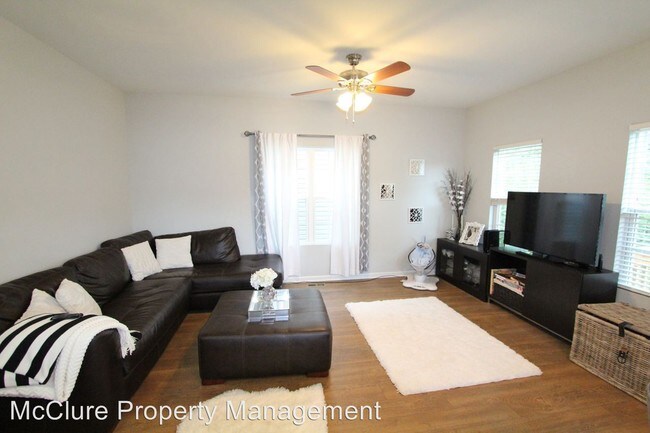 Foto del edificio - 112 Lookout Point Pl