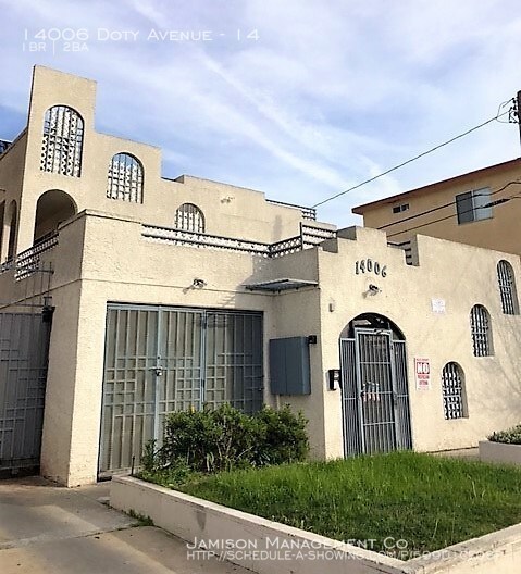 Foto del edificio - 14006 Doty Ave