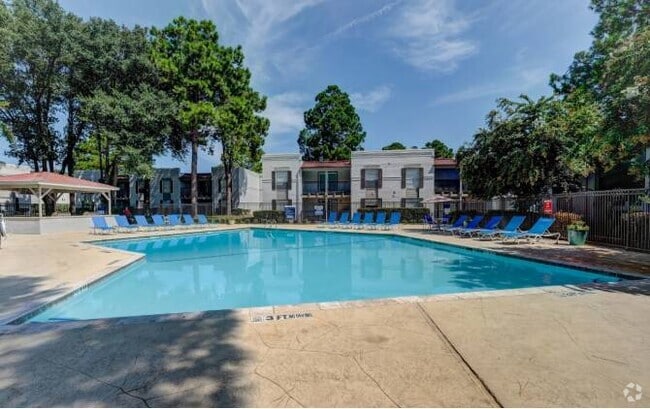 Building Photo - Marabella Apartments