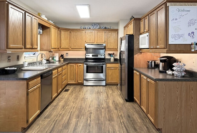 Foto del edificio - 148 Rice Rd