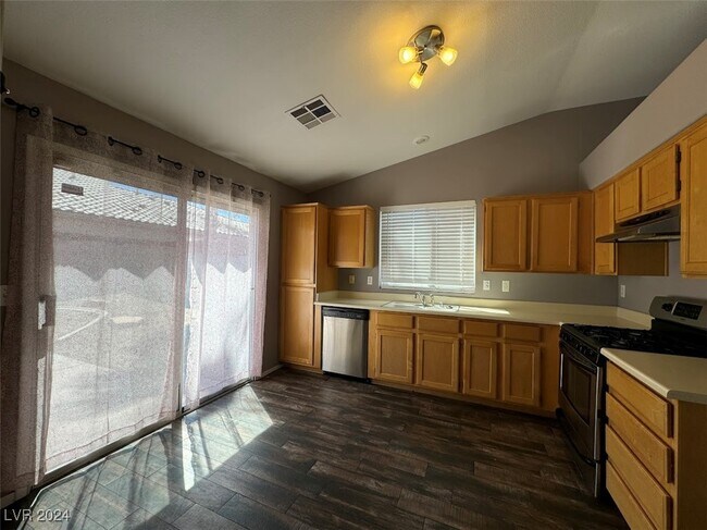 Foto del edificio - 322 Warm Front St