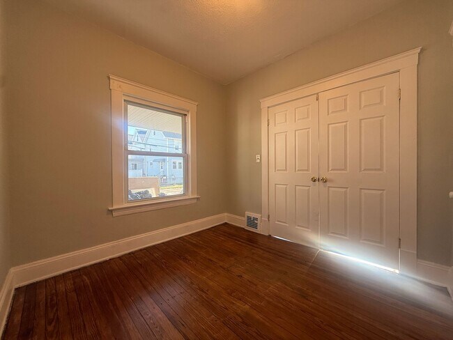 Foto del edificio - 4350 W 28th St