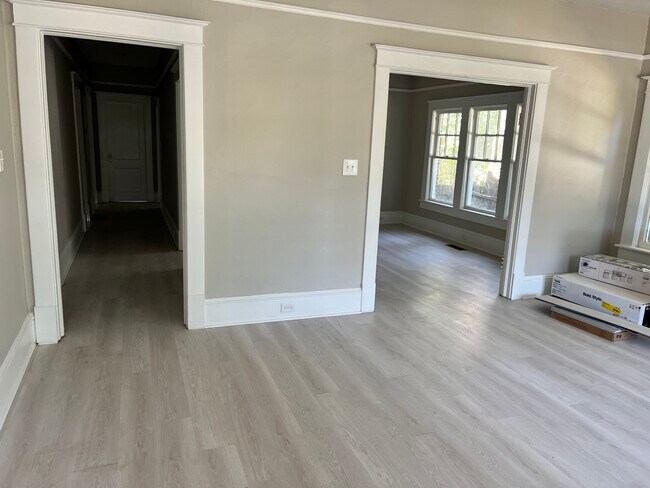 Foto del edificio - 1161 Hillyer Ave