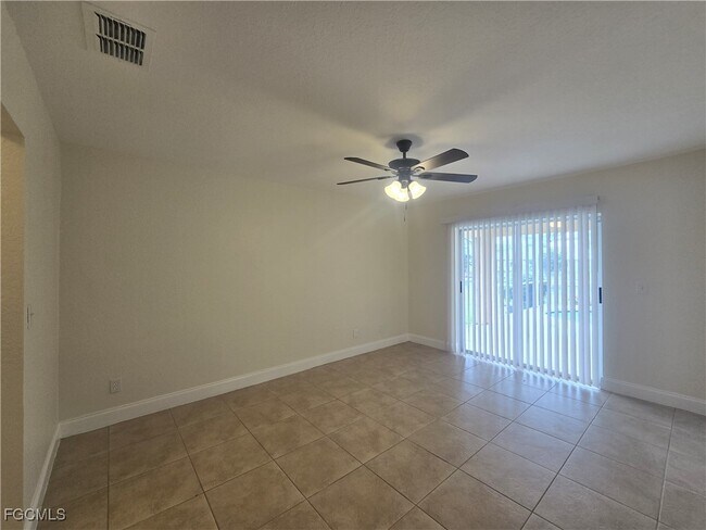 Foto del edificio - 130 SW 31st Terrace