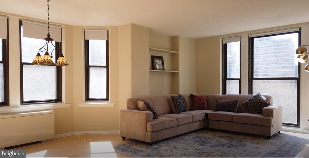Foto principal - 135 S 19th St