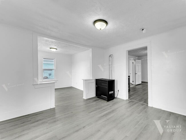 Building Photo - Cozy One-Bedroom, One-Bath Home For Rent i...