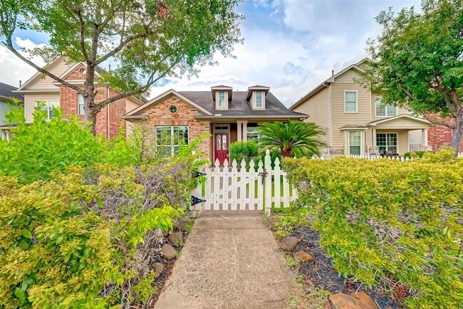 Foto del edificio - 7130 Pavilion Dr