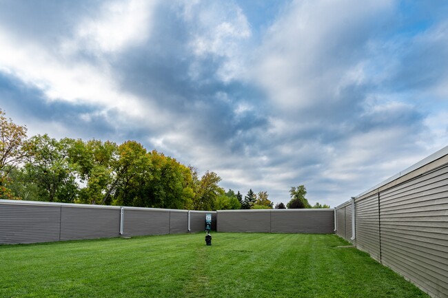 Apartamentos Summerfield de Fargo, Dakota del Norte | Exterior - Summerfield