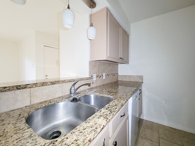 Foto del edificio - Kimberly House Apartments