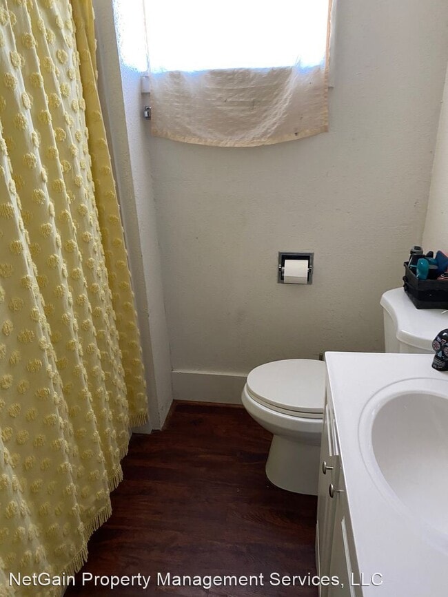 Building Photo - 2 br, 2 bath House - 518 W 600 S