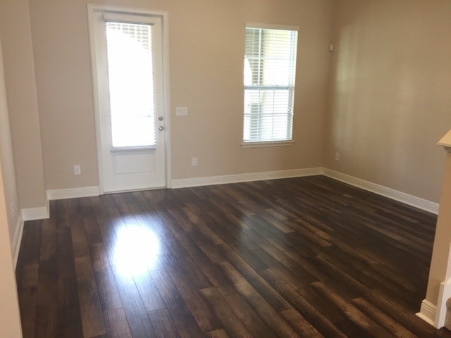 Photo - 1028 Parma Cir Townhome