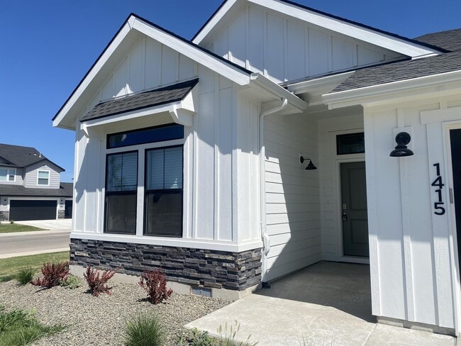 Building Photo - 1415 Carrol Town Wy