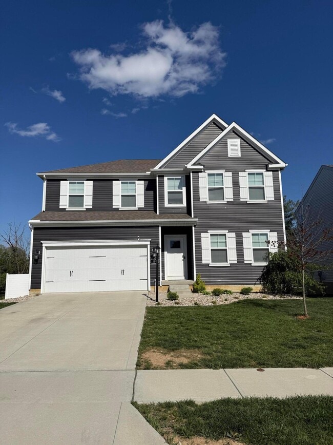 Building Photo - 302 Riverside Dr