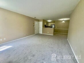 Building Photo - 93 Longfield Ct