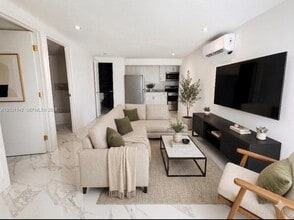 Building Photo - 201 Calle Grande Dr