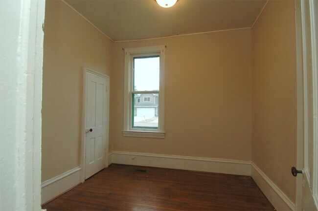 Foto del edificio - 347 N 3rd St