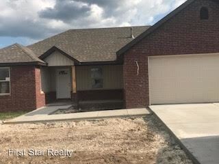 Primary Photo - 3 br, 2 bath House - 841 Benton Street