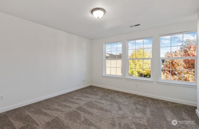 Foto del edificio - 7037 NE 55th St