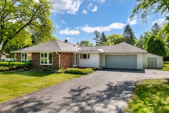 Building Photo - 2980 N Arbor Dr