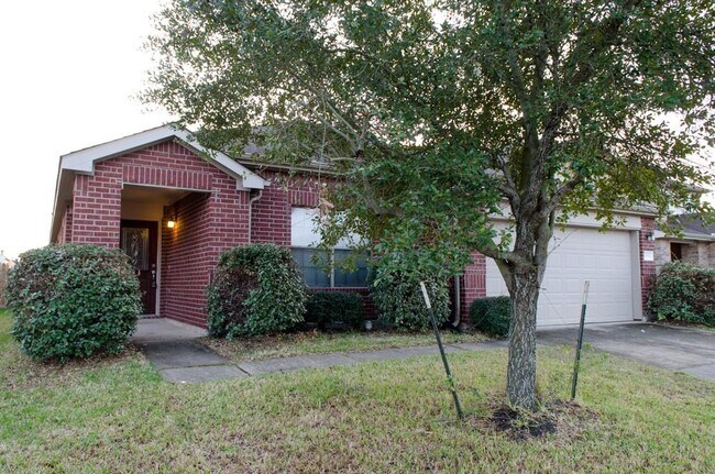 Building Photo - 19510 Remington Martin Dr