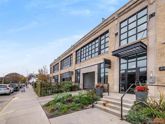 Foto del edificio - 460 W Canfield St
