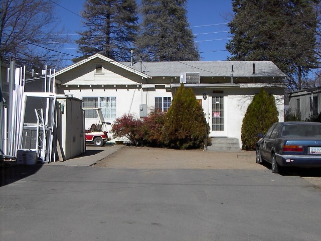 Vista de frente - Creekside Mobile Home Park