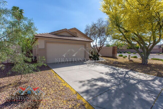 Building Photo - 8039 W Alex Ave