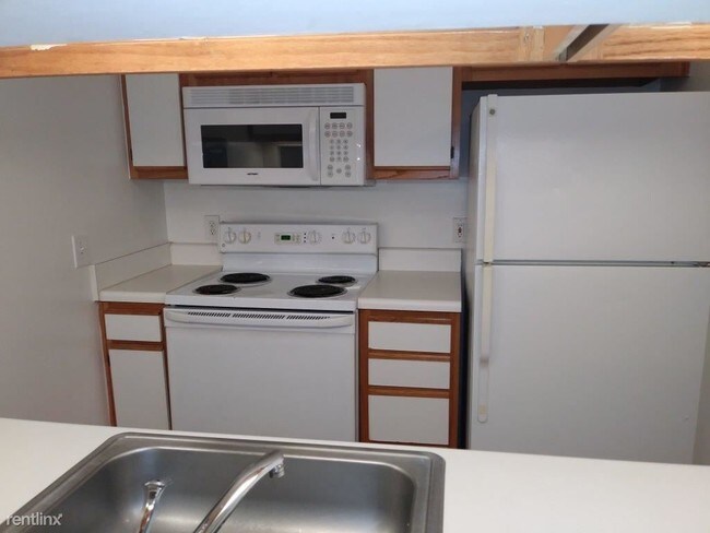 4 br, 4 bath Condo - Lake Park Condos whol... photo'