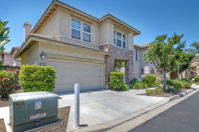 Building Photo - 10566 Hollingsworth Way