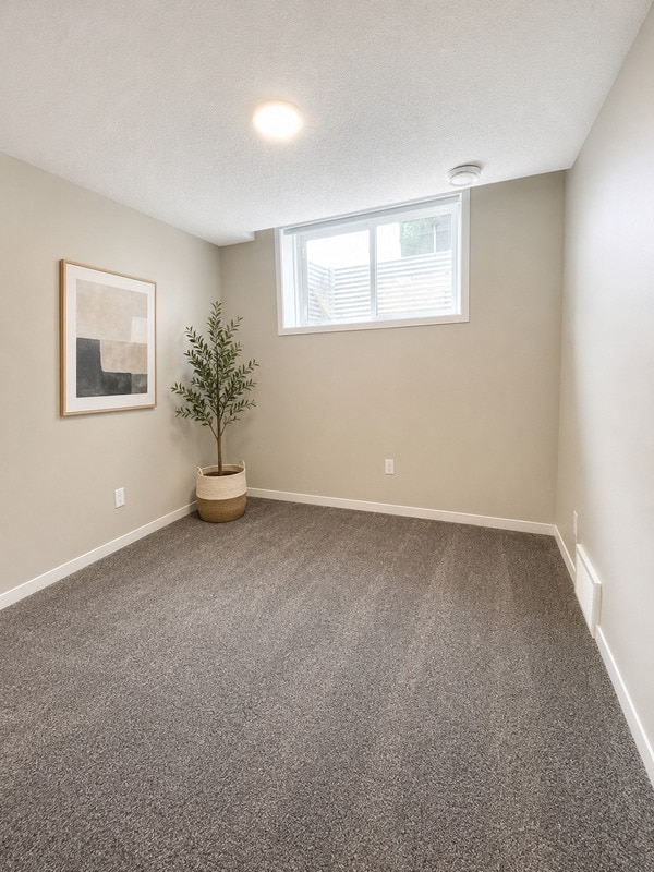 Building Photo - 20724-20742 42 Avenue NW