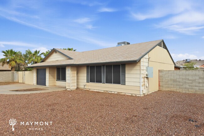 Foto del edificio - 7132 W Mercer Ln