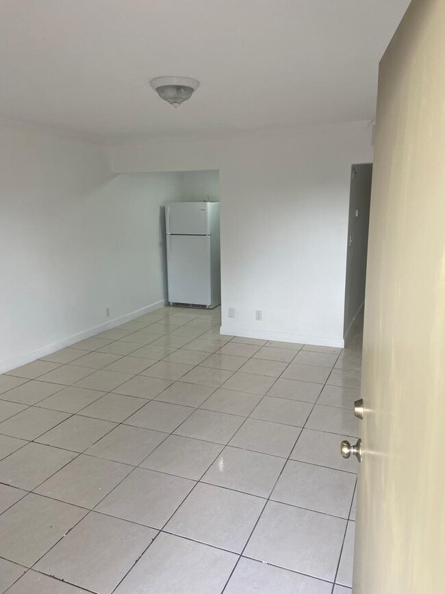 Foto del edificio - 11195 SW 1st St