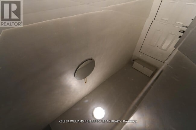 Building Photo - 1182 Ossington Ave