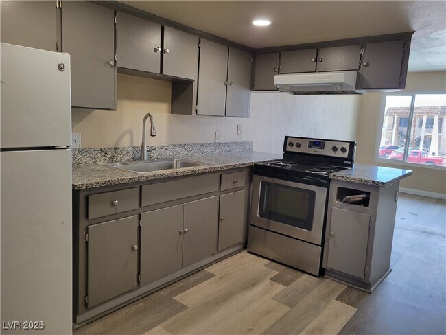 Foto del edificio - 3701 Thomas Ave