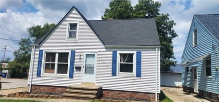 Building Photo - 7106 Glencoe Ave