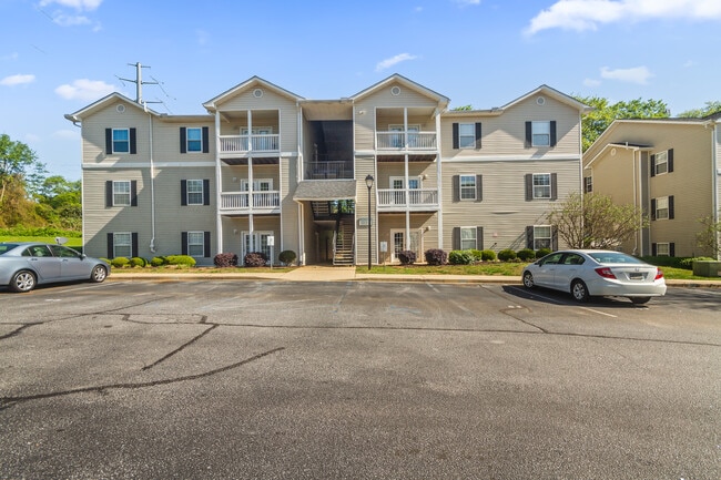 Foto del edificio - 622 McKenna Cir