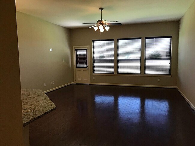 Foto del edificio - 7826 Gable Bridge Ln