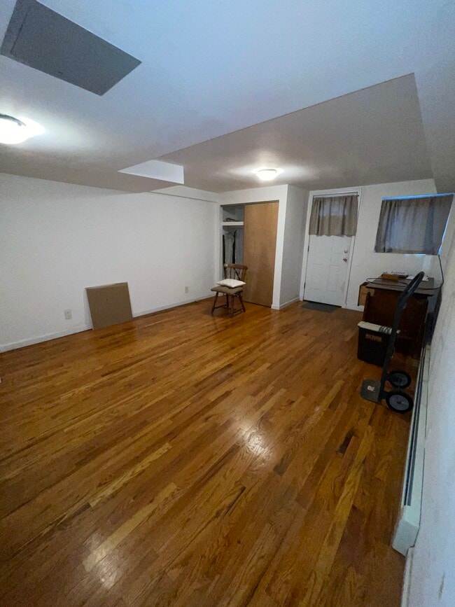 Building Photo - 26 Crotty Ave