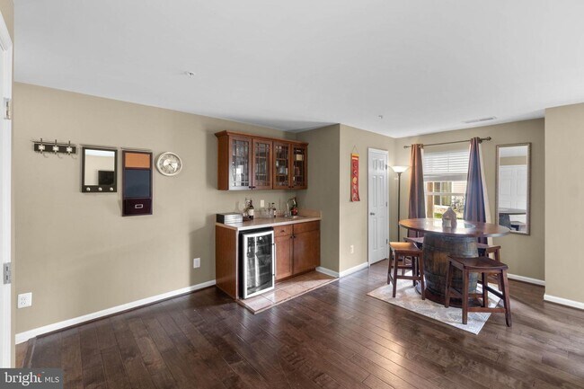 Building Photo - 42221 Shorecrest Terrace