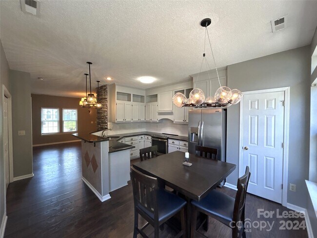Building Photo - 12326 Agate Ln