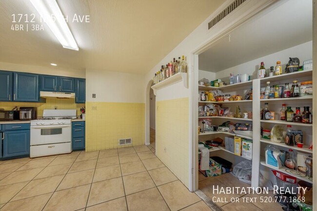 Building Photo - 1712 N 5th Ave